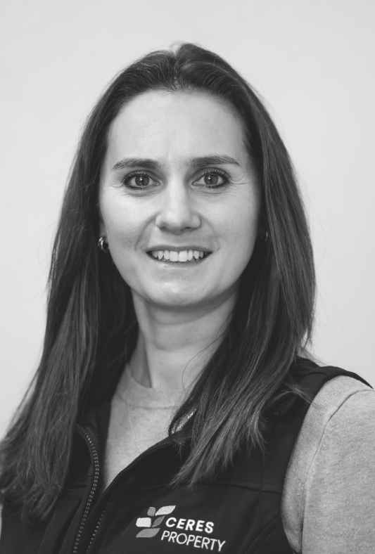 Headshot image of Annabel Kester