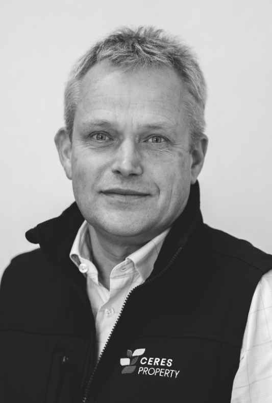 Headshot image of Nigel Porter