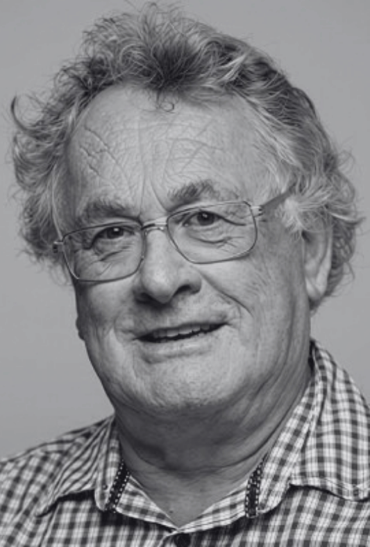 Headshot image of Graham Ellis